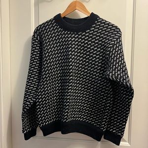 Women’s LL Bean Wool Sweater Small Navy